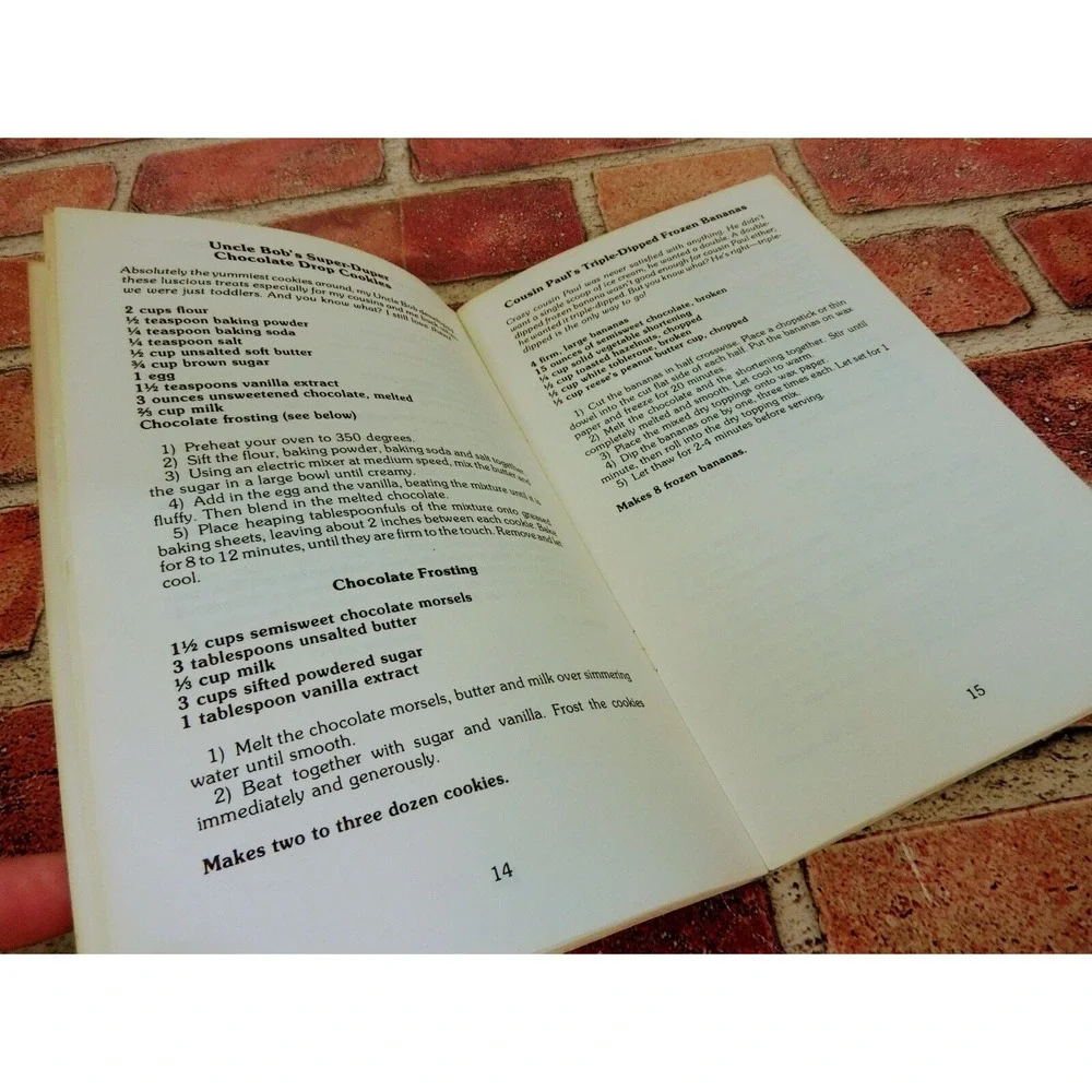 My Favorite Homemade Chocolate Recipes Cookbook by Violet Rutherford Vtg‎ 1988
